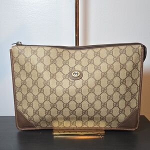 GUCCI GG SUPREME PORTFOILO